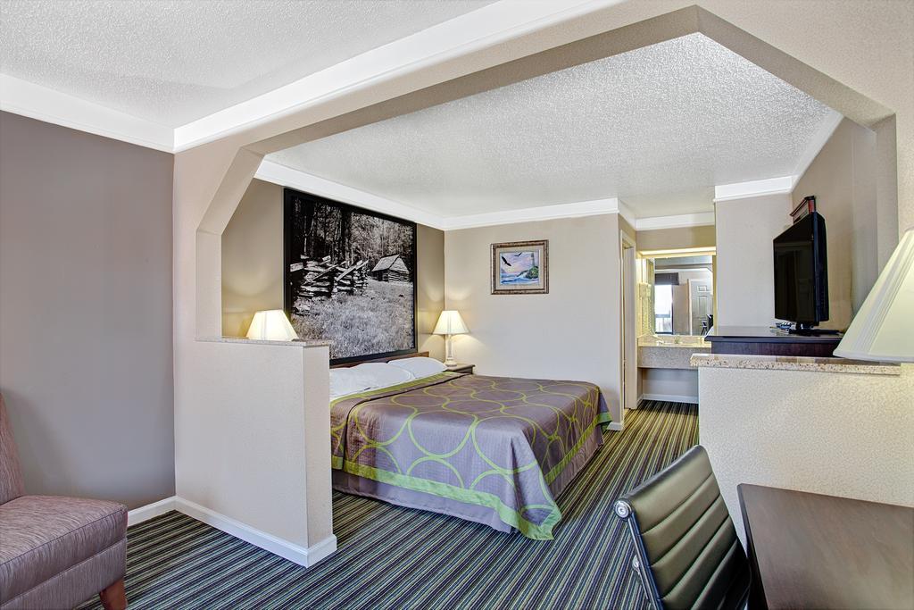 Super 8 By Wyndham Knoxville East Værelse billede